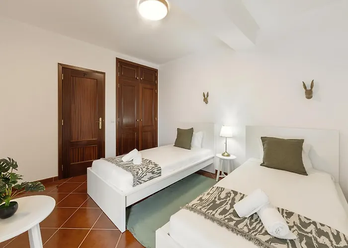 Papoa House *