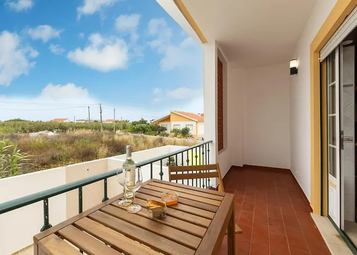 Papoa House Peniche